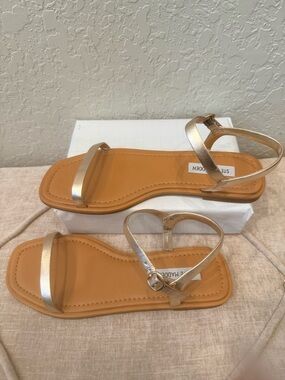 Steve Madden Rose Gold Strappy Flat Sandals